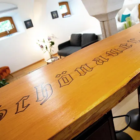 Schoenauer Hof - Paula Apartmán *