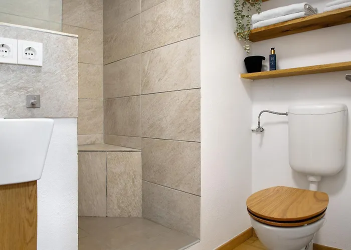 Lejlighed Schoenauer Hof - Paula Passau